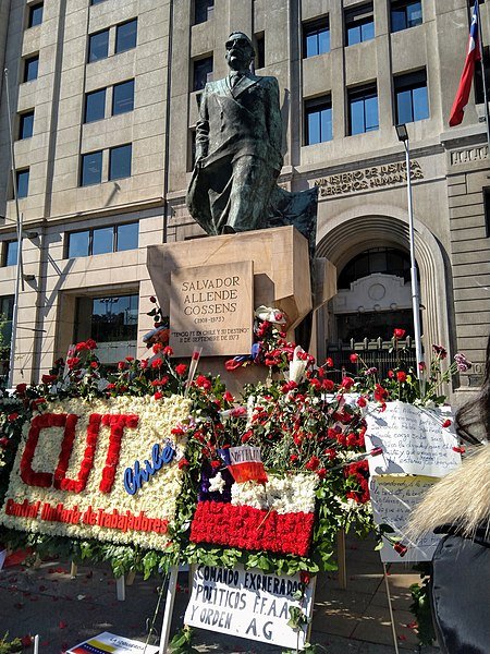 Statue of Salvador Allende in the Plaza de la Constitución, Santiago de Chile photo by Richard Espinoza
