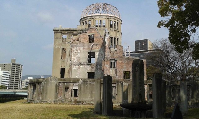 Hiroshima destroyed by nuclear bomb